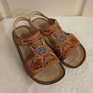 Alegria Viki Cognac Needles & Pins Leather Sandals Floral Embroidery Size 38